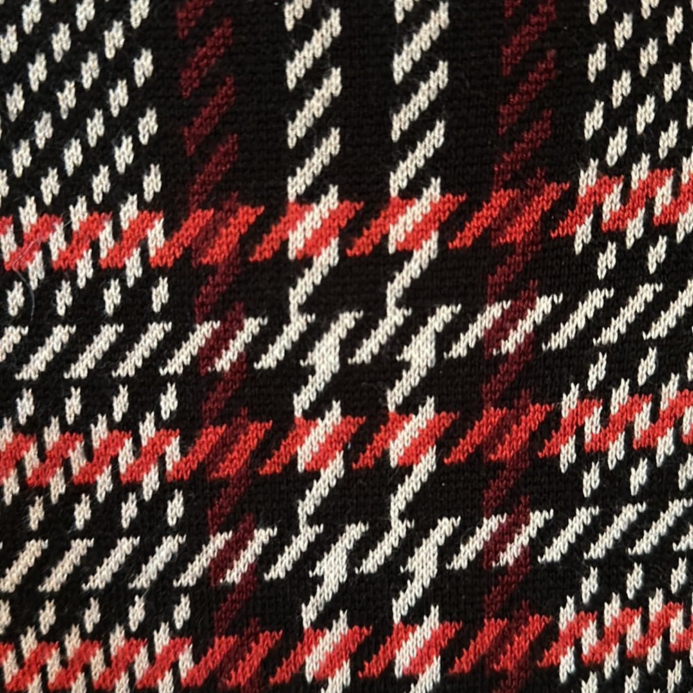 Classy Black Red And White Patterned Sweater - image 3